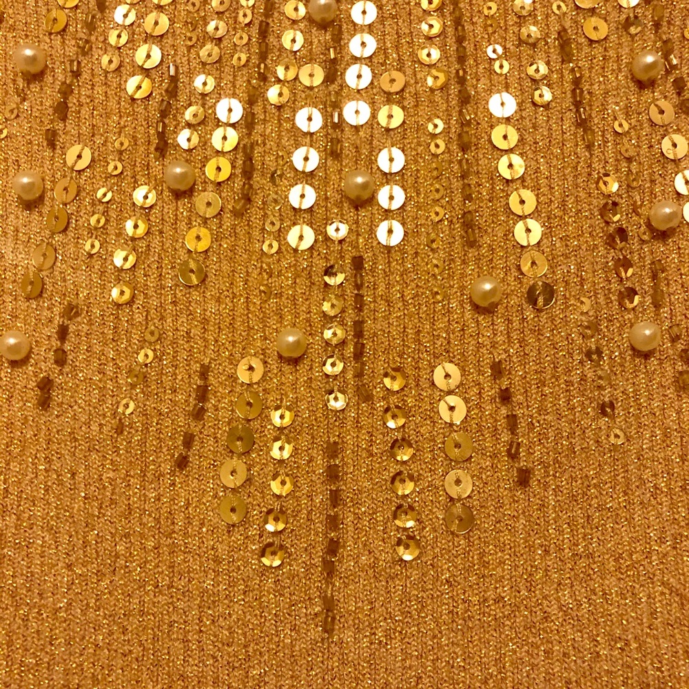 Golden top - Picture 7 of 10